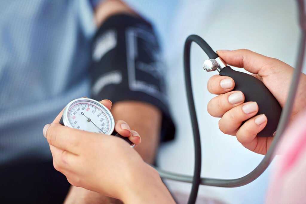 What is Hypertension (High Blood Pressure) & its causes & manage it without medicine by daily routine